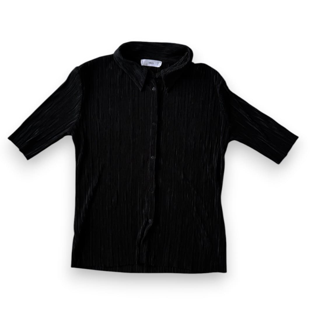 BLOUSE NOIRE UN PEU TRANSPARENTE AVEC LIGNE MANGO SMALL