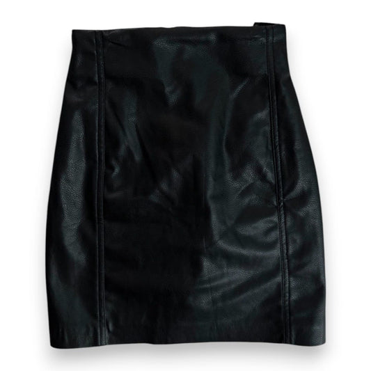 JUPE TAILLE HAUTE EN FAUX CUIRE NOIRE H&M X-SMALL