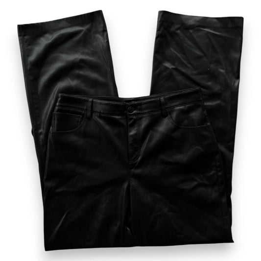 PANTALONS FAUX CUIR NOIR TAILLE HAUTE MANGO SMALL