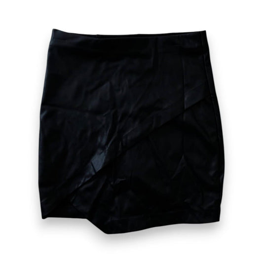 JUPE EN FAUX CUIR TAILLE HAUTE NOIRE DYNAMITE SMALL